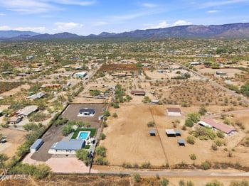 432xx N 14th St #-, New River, AZ 85087