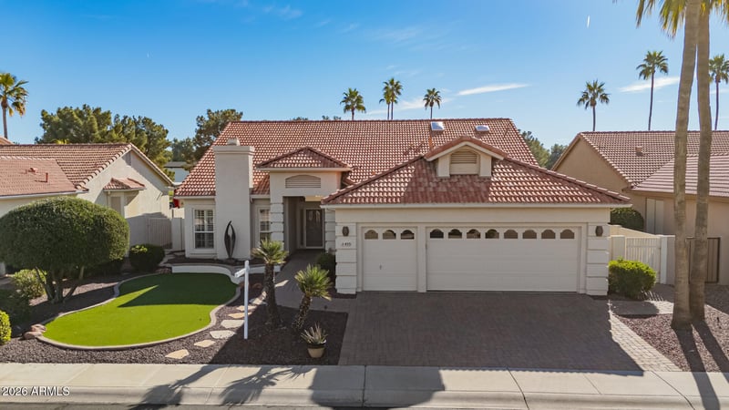 433 Champagne Dr, Chandler, AZ 85248