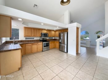 433 Lakeview Dr, San Tan Valley, AZ 85143