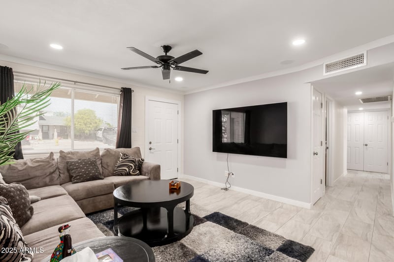 433 Taylor St, Tempe, AZ 85288