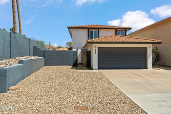 4330 E Vaughn Dr, Phoenix, AZ 85044