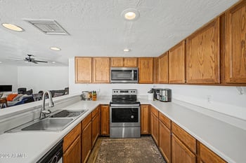 4330 N 5th Ave #216, Phoenix, AZ 85013
