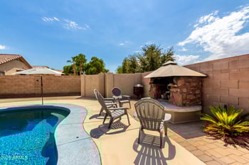 43301 Chisholm Dr, Maricopa, AZ 85138