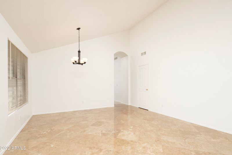 4331 E Lone Cactus Dr, Phoenix, AZ 85050