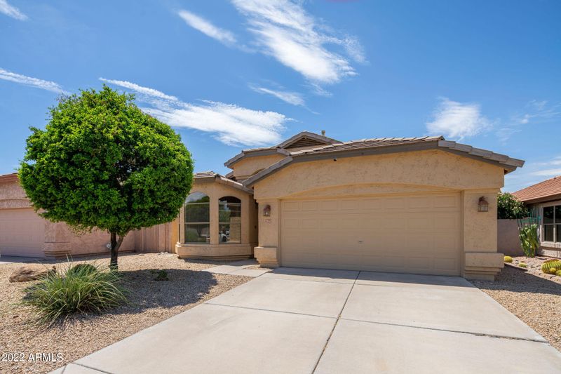 4331 E Lone Cactus Dr, Phoenix, AZ 85050