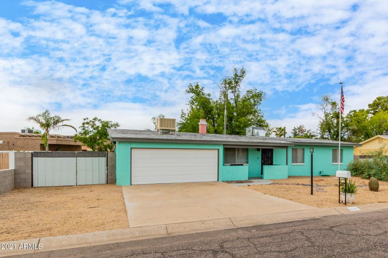 4331 E Villa Theresa Dr, Phoenix, AZ 85032