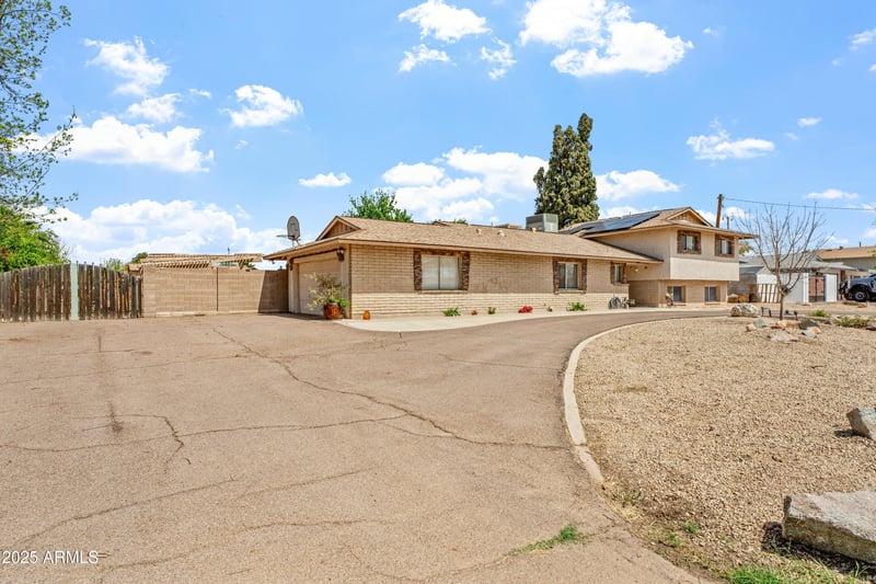 4332 Monte Cristo Ave, Glendale, AZ 85306