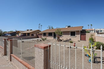 4332 Clarendon Ave, Phoenix, AZ 85031