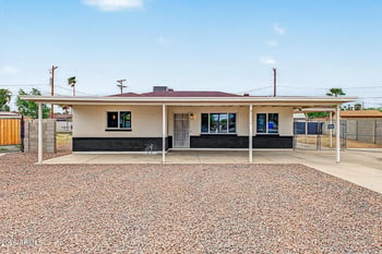 4332 W Crittenden Ln, Phoenix, AZ 85031