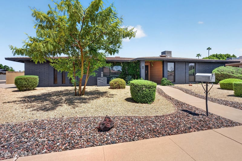4332 W Echo Ln, Glendale, AZ 85302