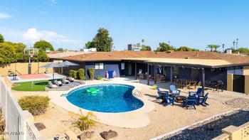 4332 Echo Ln, Glendale, AZ 85302