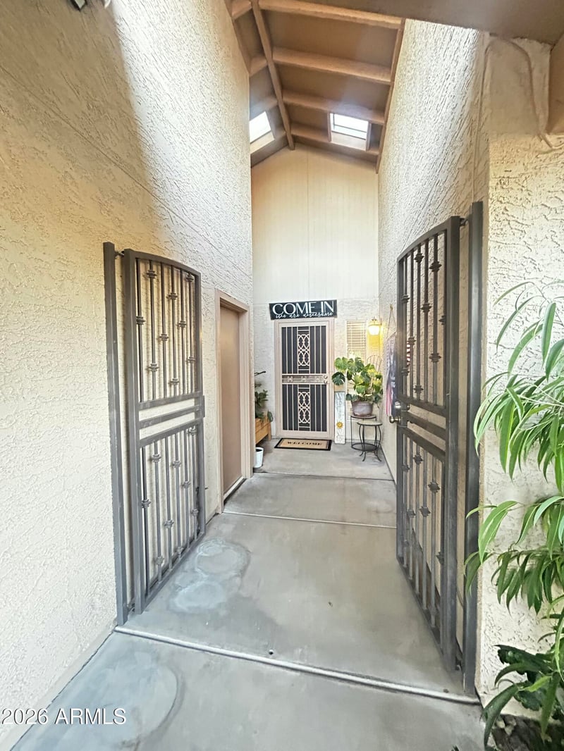 4332 W Morrow Dr, Glendale, AZ 85308