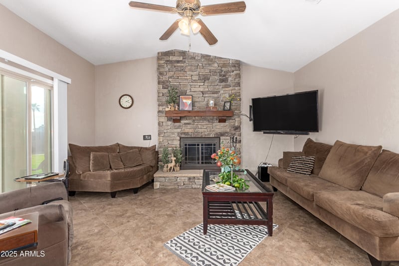 4333 Bobbie Ter, Glendale, AZ 85306