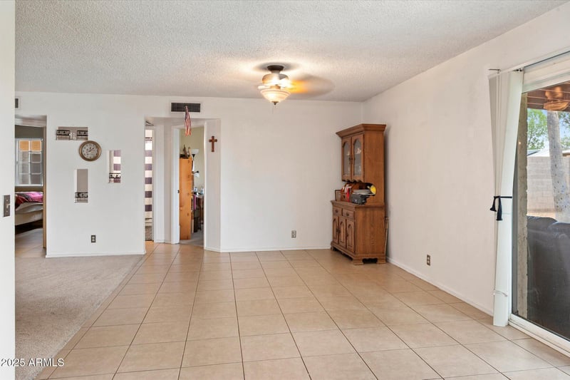 4333 Desert Cactus St, Phoenix, AZ 85032
