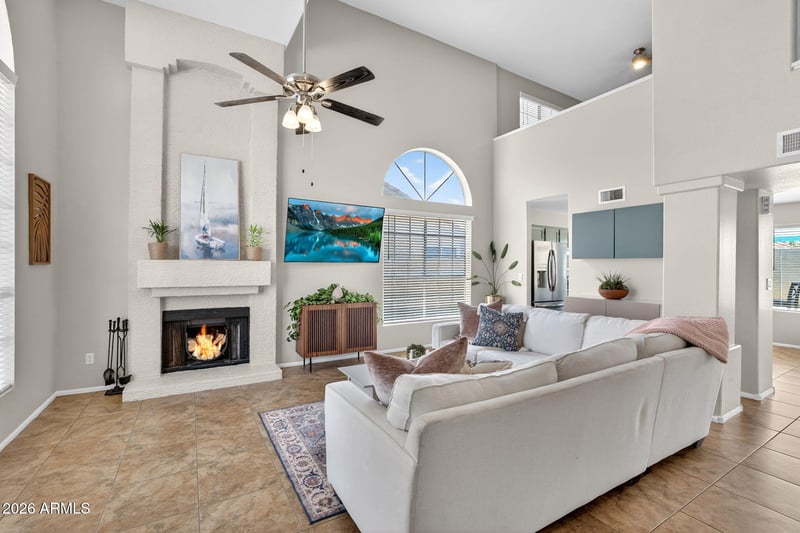 4333 E Brookwood Ct, Phoenix, AZ 85048