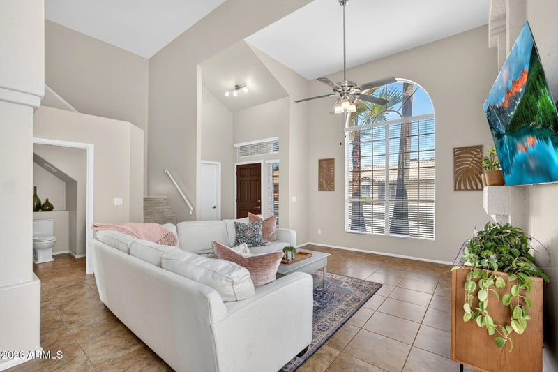 4333 E Brookwood Ct, Phoenix, AZ 85048