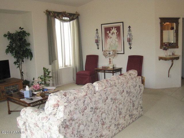 4333 E Strawberry Dr, Gilbert, AZ 85298