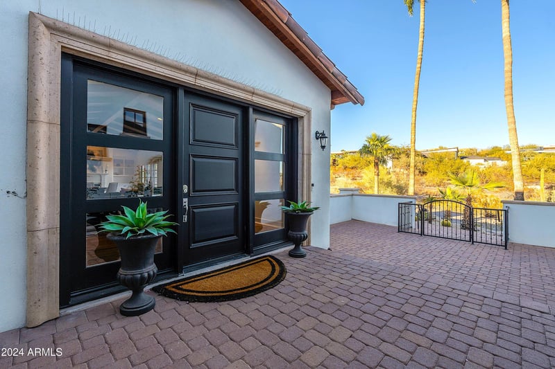 4333 Mcdonald Dr, Phoenix, AZ 85018