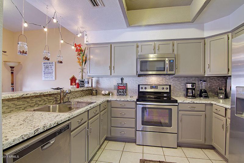 4334 E Dry Creek Rd, Phoenix, AZ 85044