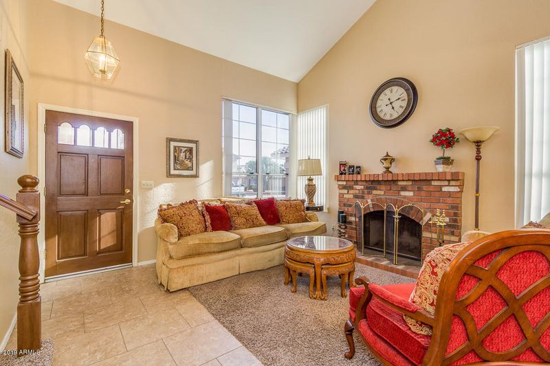 4334 E Mountain Vista Dr, Phoenix, AZ 85048