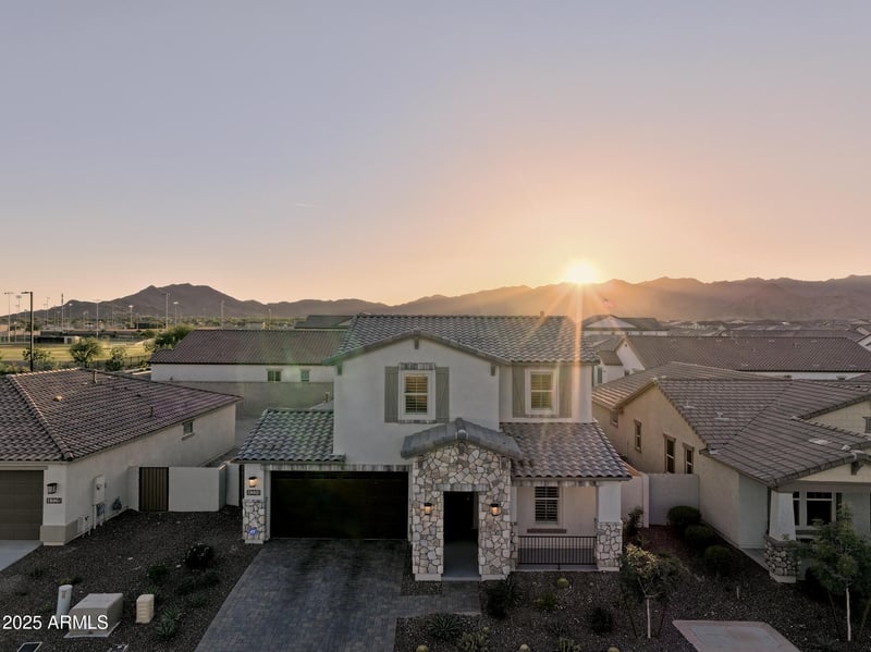4334 Pioneer Dr, Litchfield Park, AZ 85340
