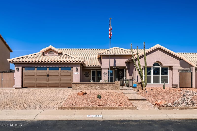 4334 Villa Linda Dr, Glendale, AZ 85310