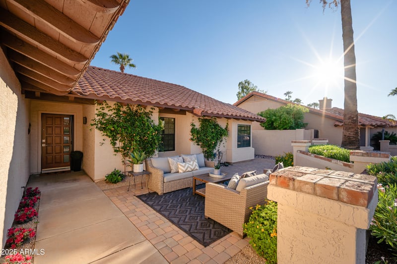 4335 Betty Elyse Ln, Phoenix, AZ 85032