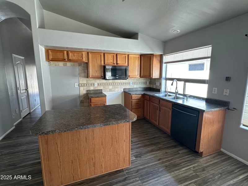 4336 Coal St, San Tan Valley, AZ 85143