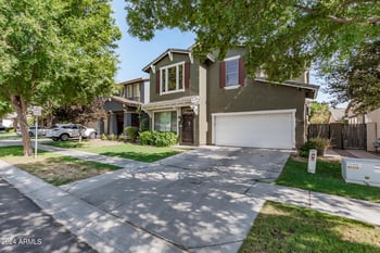 4337 Vaughn Ave, Gilbert, AZ 85234