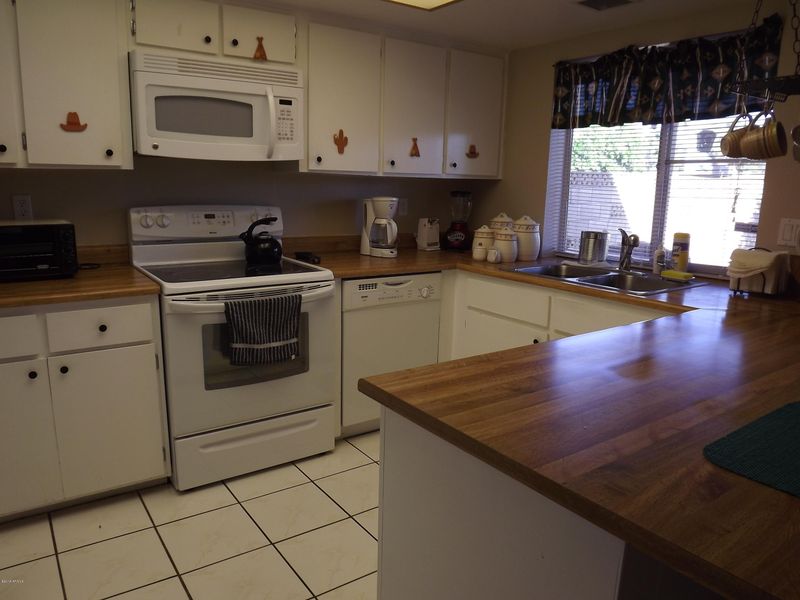 4337 E Walatowa St, Phoenix, AZ 85044