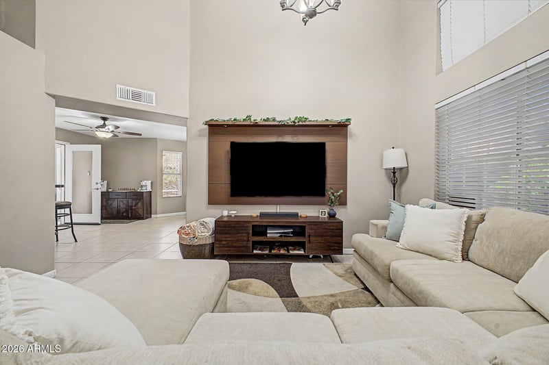 4337 E Windmere Dr, Phoenix, AZ 85048