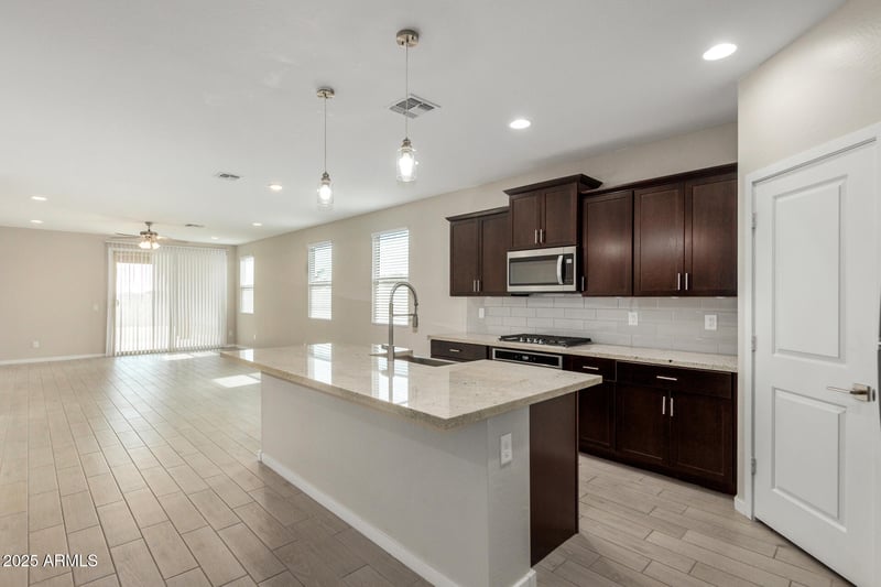 4337 Gallop Trl, San Tan Valley, AZ 85140