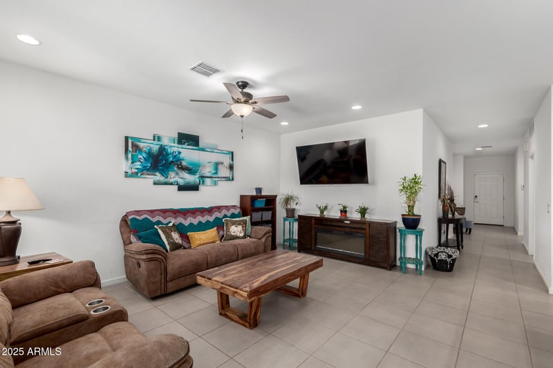 4337 Italian Trotter Rd, San Tan Valley, AZ 85140
