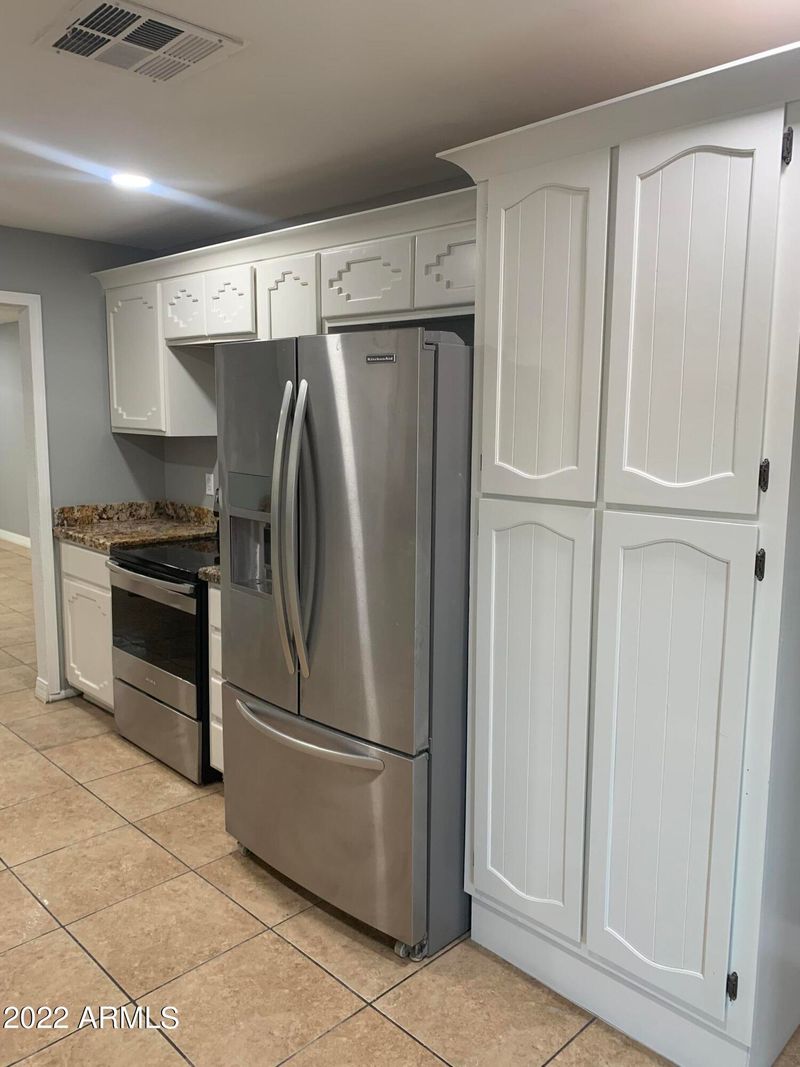 4337 N 70th Ave, Phoenix, AZ 85033