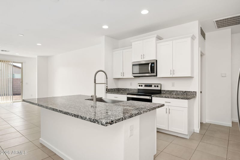 4337 Allen St, Laveen, AZ 85339