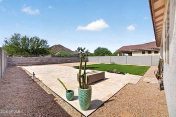 4337 W Sebastian Ln, San Tan Valley, AZ 85144