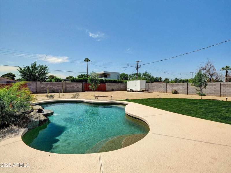 4337 Wilshire Dr, Phoenix, AZ 85008