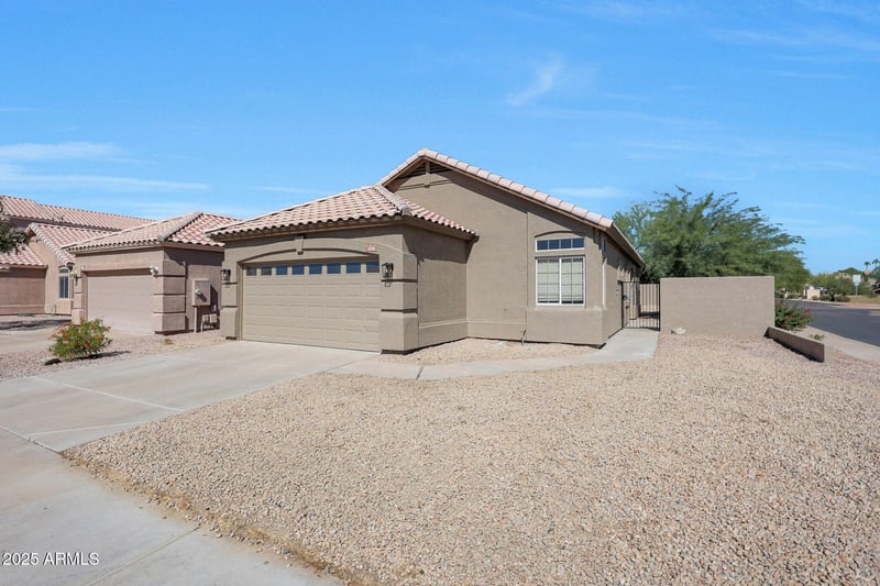 4338 South Fork Dr, Phoenix, AZ 85044