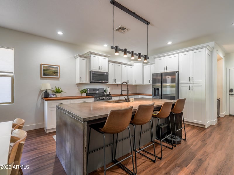 4338 W Crescent Rd, San Tan Valley, AZ 85144
