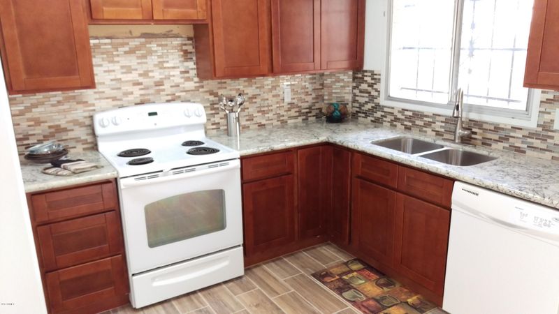 4339 W Lamar Rd, Glendale, AZ 85301