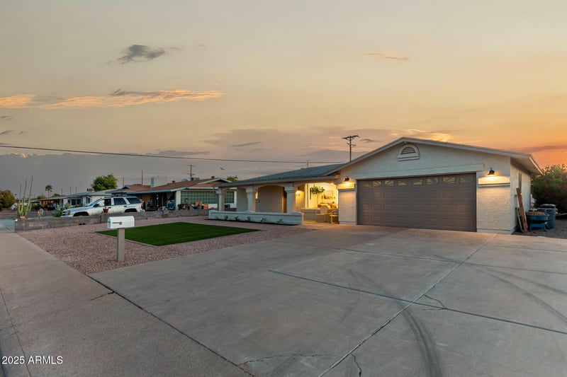 434 56th St, Mesa, AZ 85205