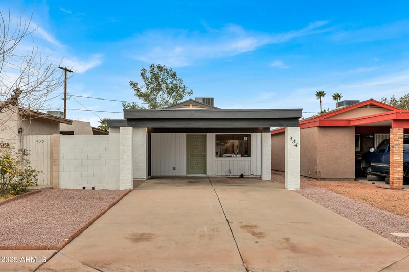 434 Royal Palms Dr, Mesa, AZ 85203
