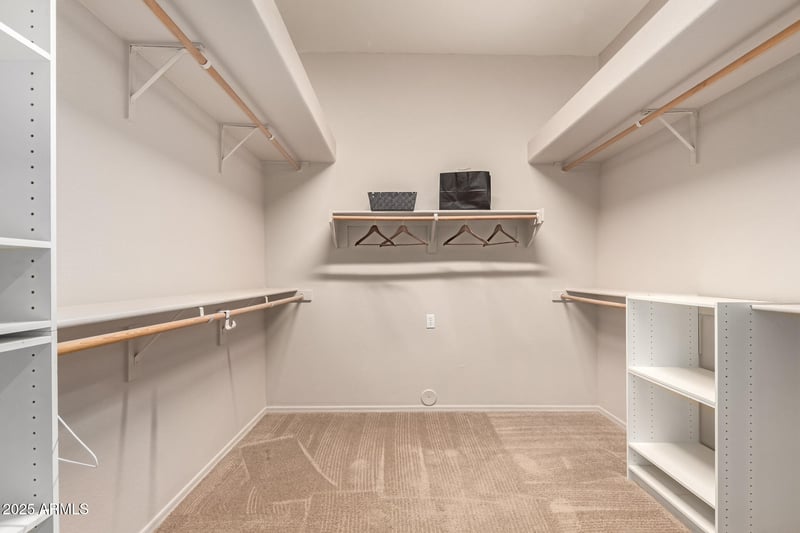 434 Sheffield Ave, Gilbert, AZ 85296