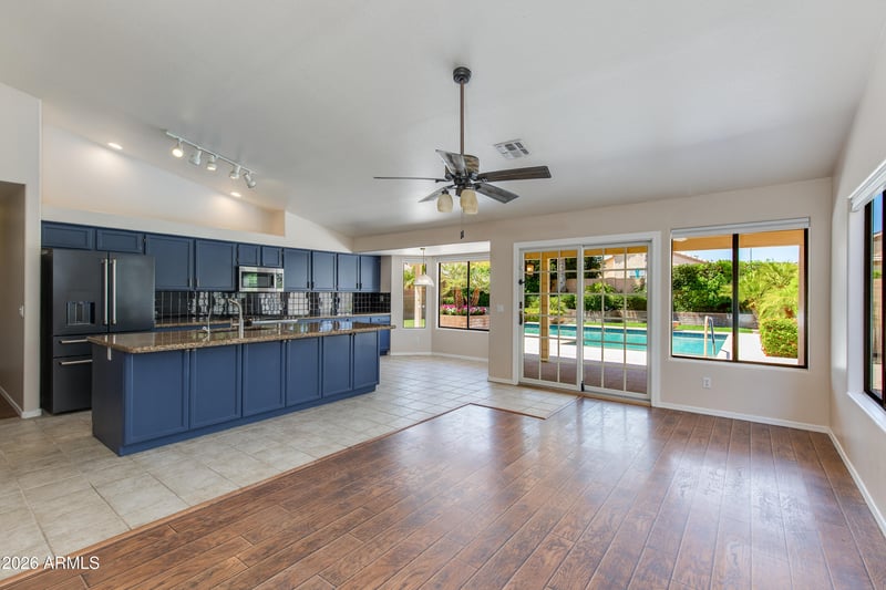 4340 E Danbury Rd, Phoenix, AZ 85032