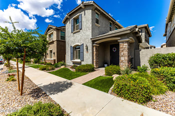 4340 Jesse St, Gilbert, AZ 85295