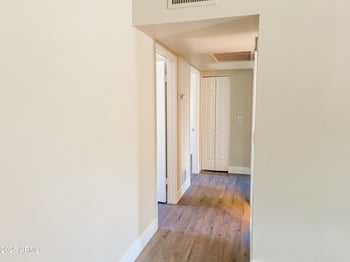 4341 Villa Theresa Dr, Glendale, AZ 85308