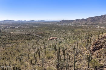 43413 7th St, New River, AZ 85087