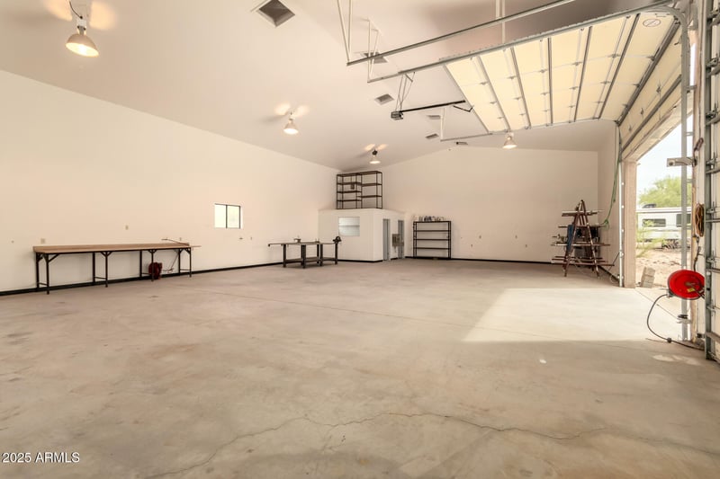 43415 22nd St, New River, AZ 85087