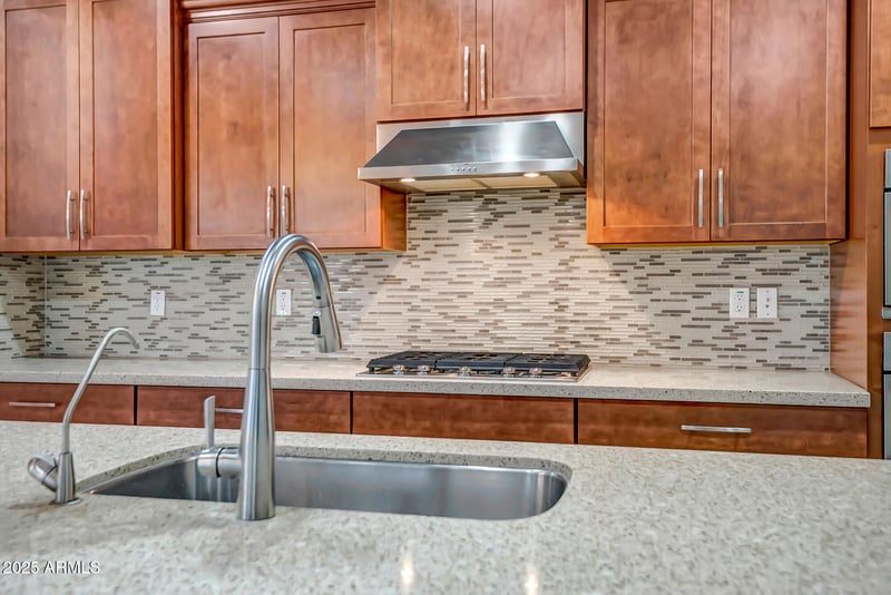 43416 Hudson Trl, New River, AZ 85087