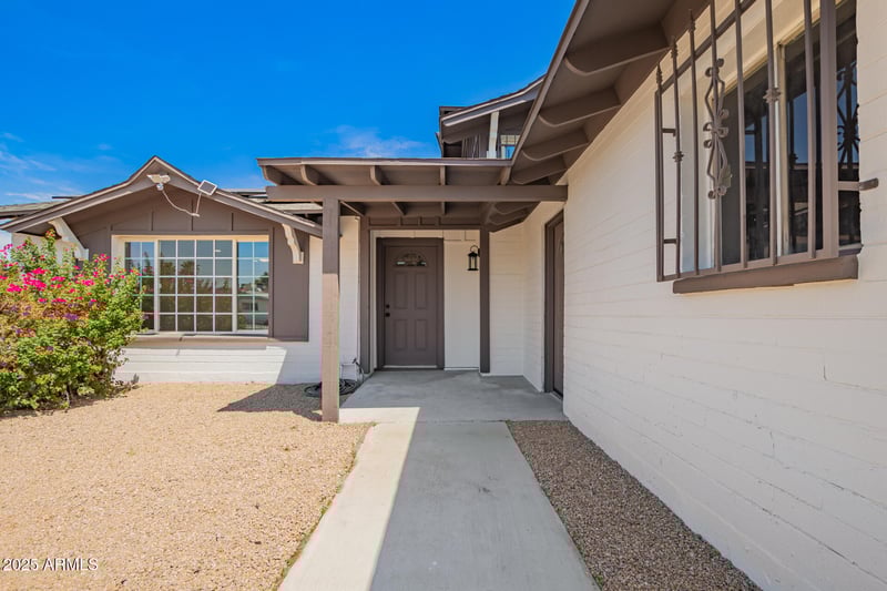 4342 Claremont St, Glendale, AZ 85301